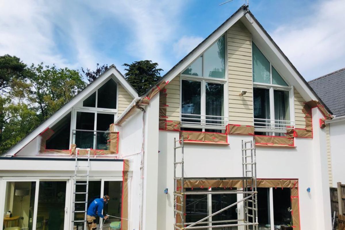 exterior house spray painting poole 1