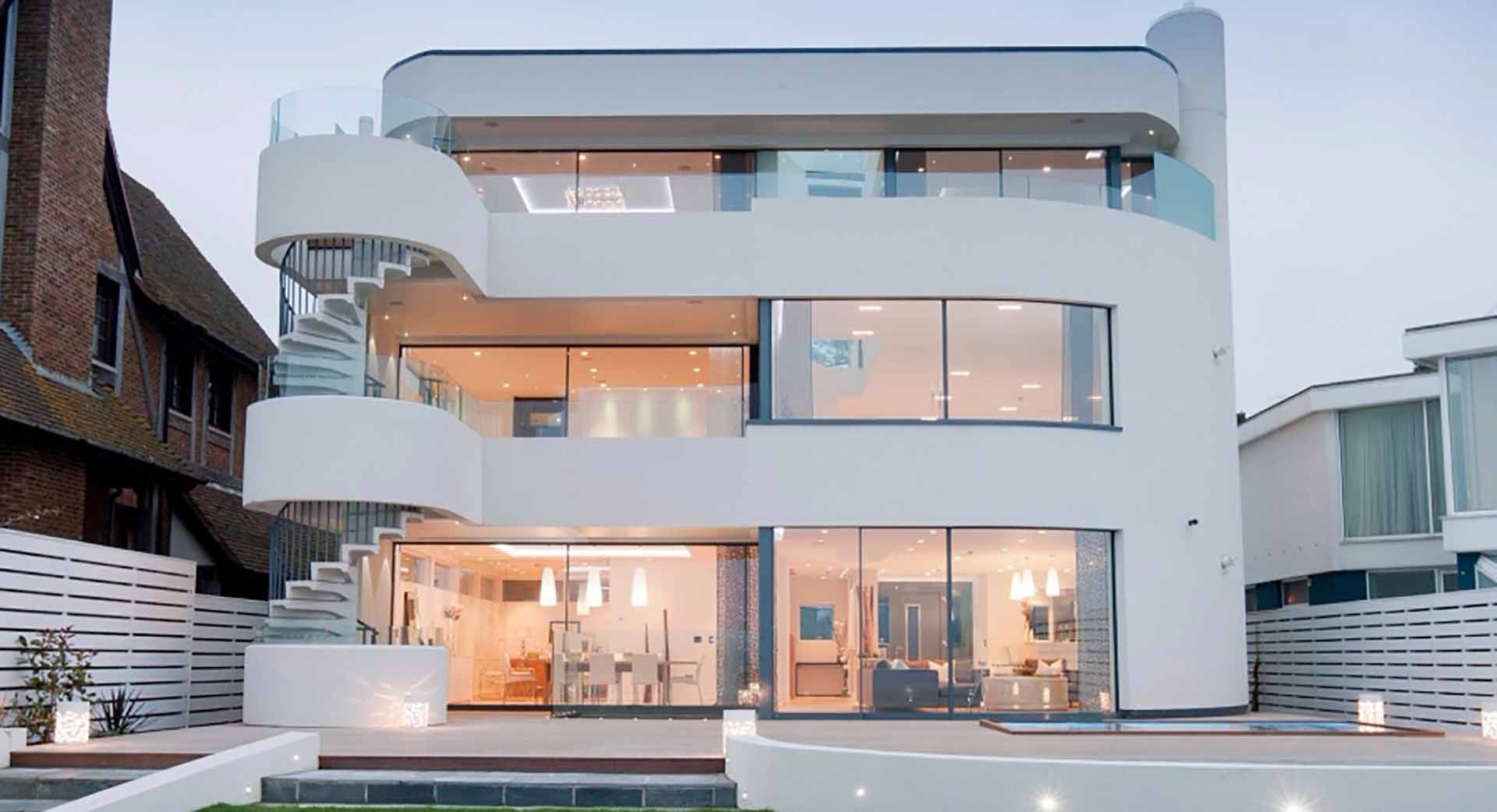 Spray decorators Dorset